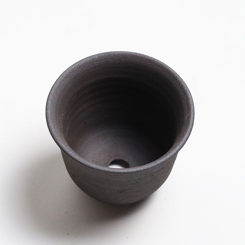Handmade tapered cylinder pot by Chie Kawaguchi (Small)