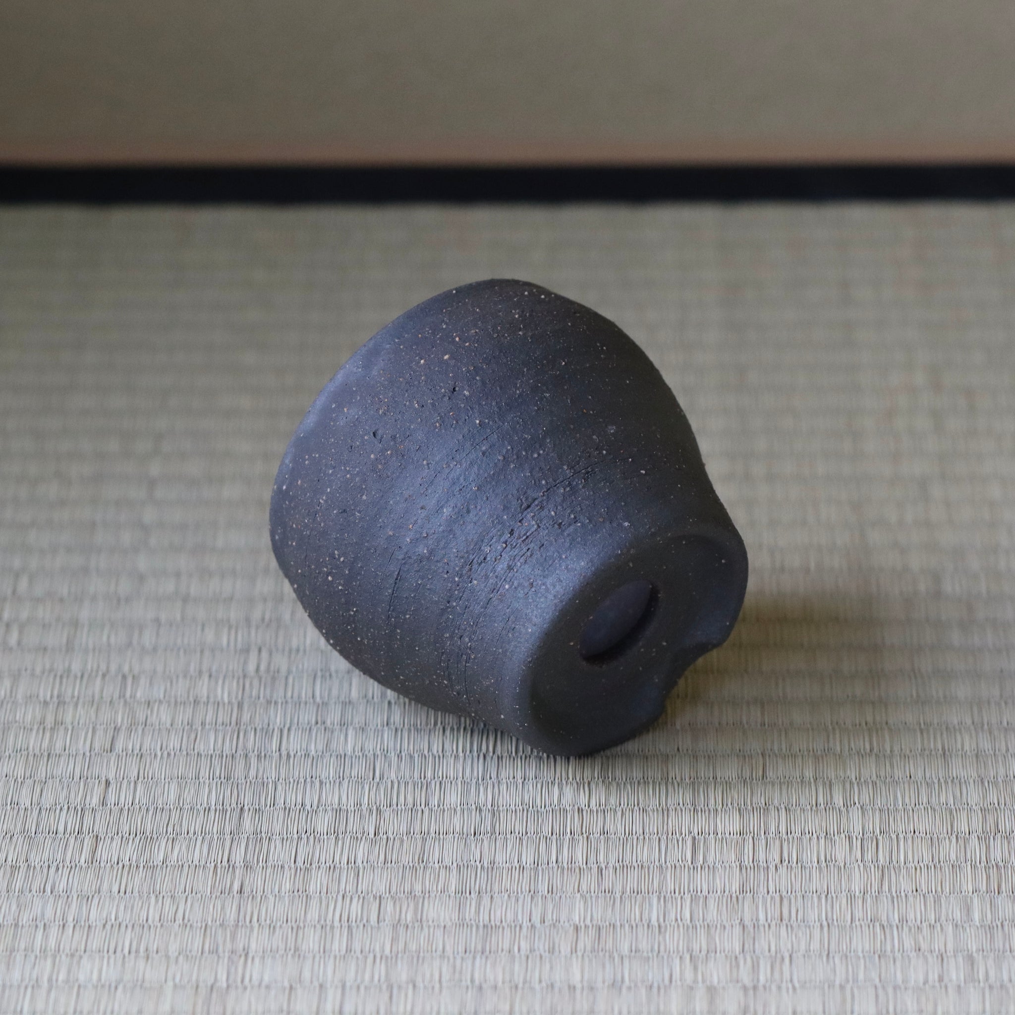 Handmade pot by Takaoka, B-6